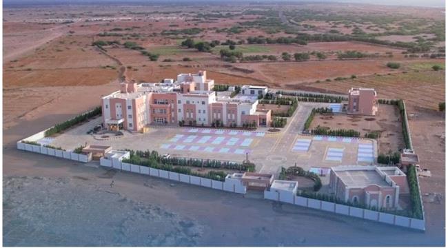 مليشيات الحوثي نهبت المنشآت الطبية والإغاثية في الخوخة بالحديدة